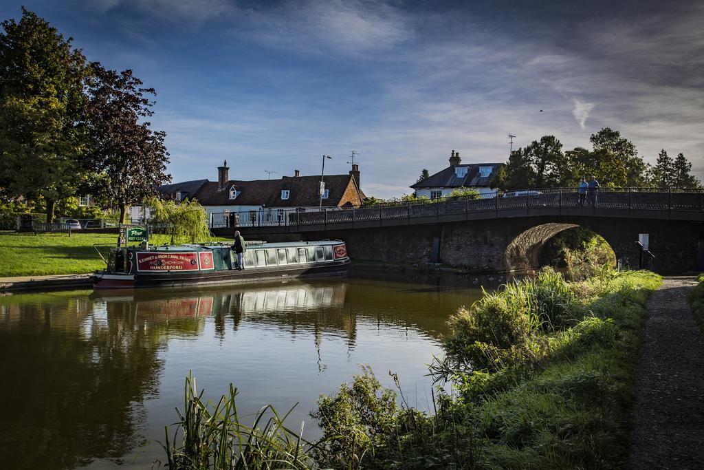 The Three Swans Hotel, Hungerford, Berkshire 外观 照片