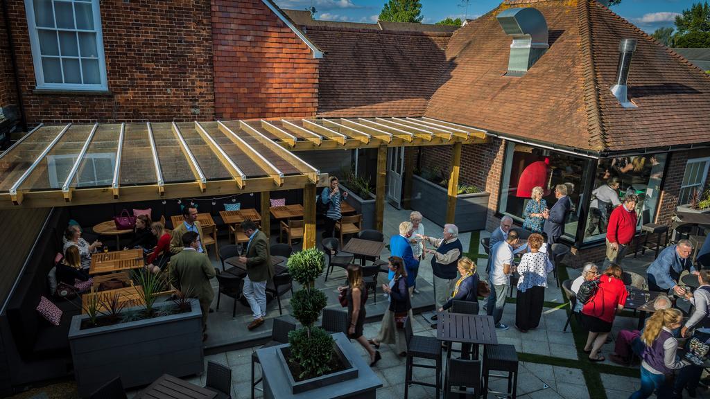The Three Swans Hotel, Hungerford, Berkshire 外观 照片
