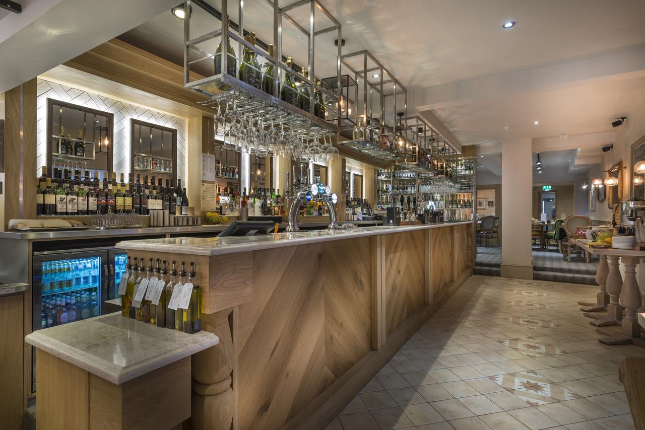 The Three Swans Hotel, Hungerford, Berkshire 外观 照片