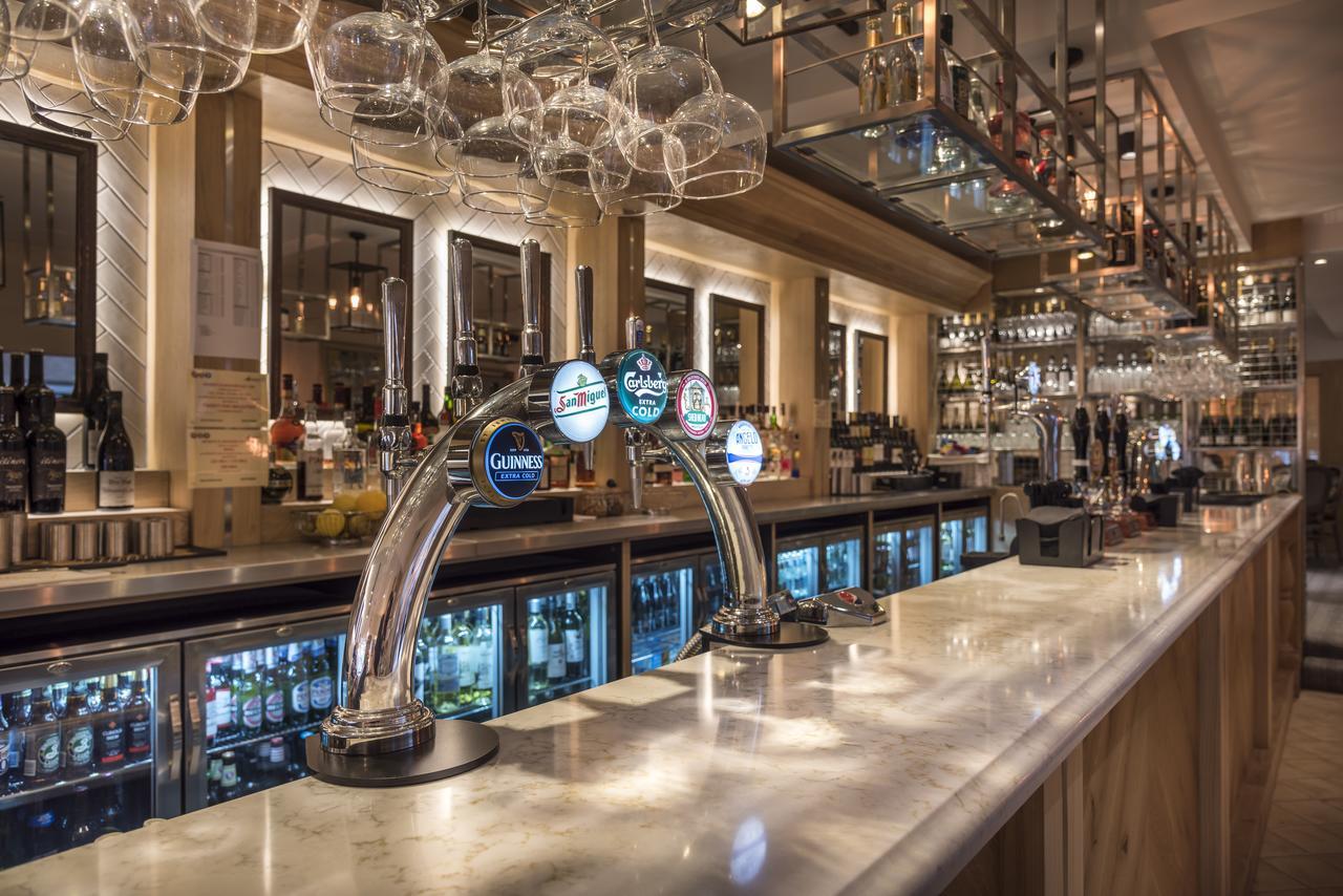 The Three Swans Hotel, Hungerford, Berkshire 外观 照片
