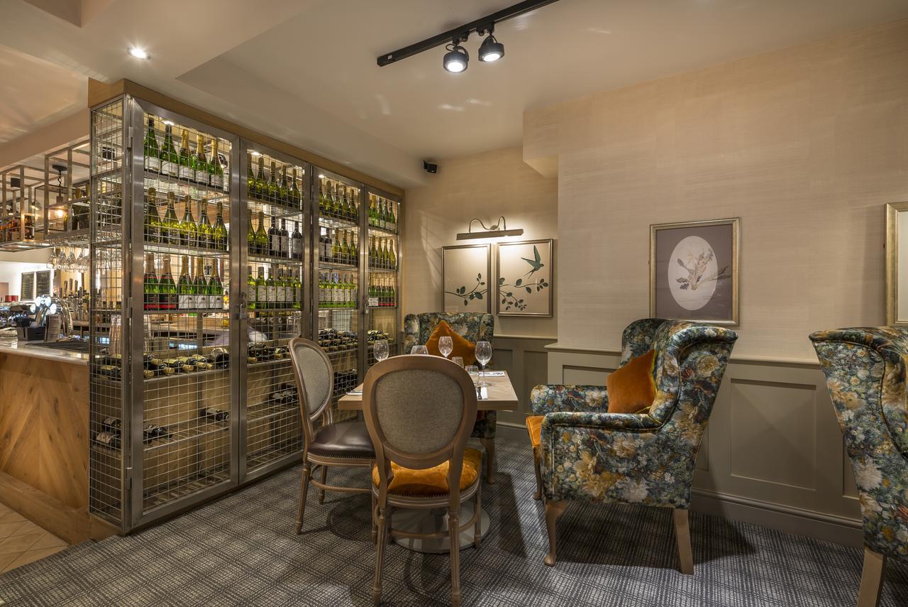 The Three Swans Hotel, Hungerford, Berkshire 外观 照片