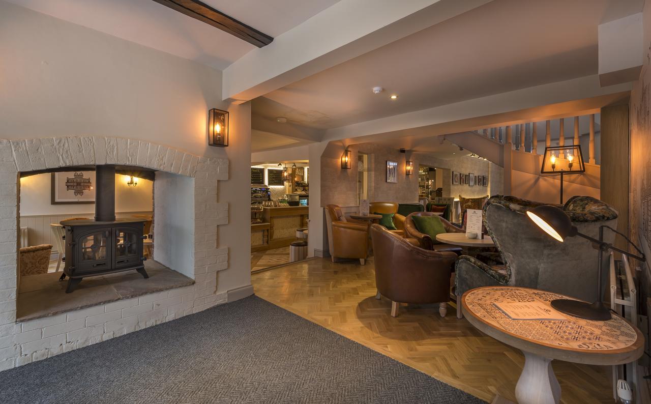 The Three Swans Hotel, Hungerford, Berkshire 外观 照片